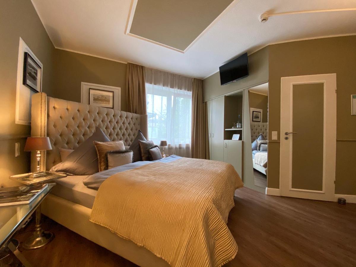 Boutique Hotel Villa Sarah Дюссельдорф Экстерьер фото